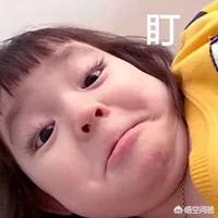 美妆好物推荐腮红女孩

