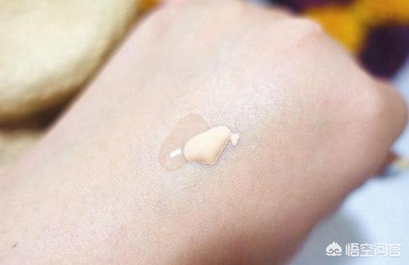 皮肤褶皱化妆技巧
