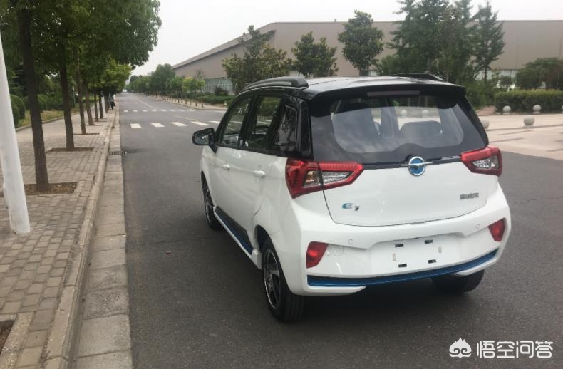海马6汽车报价及图片,海马6价格及图片