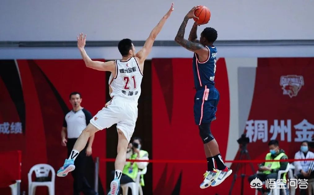 CBA焦点大战广东133-125复仇浙江!半场一度领先21分的浙江到底输在了哪? CBA焦点大战广东133-125复仇浙江!半场一度领先21分的浙江到底输在了哪?