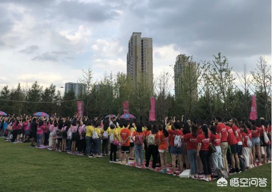 武汉哪里有带大型户外场地的酒店啊？