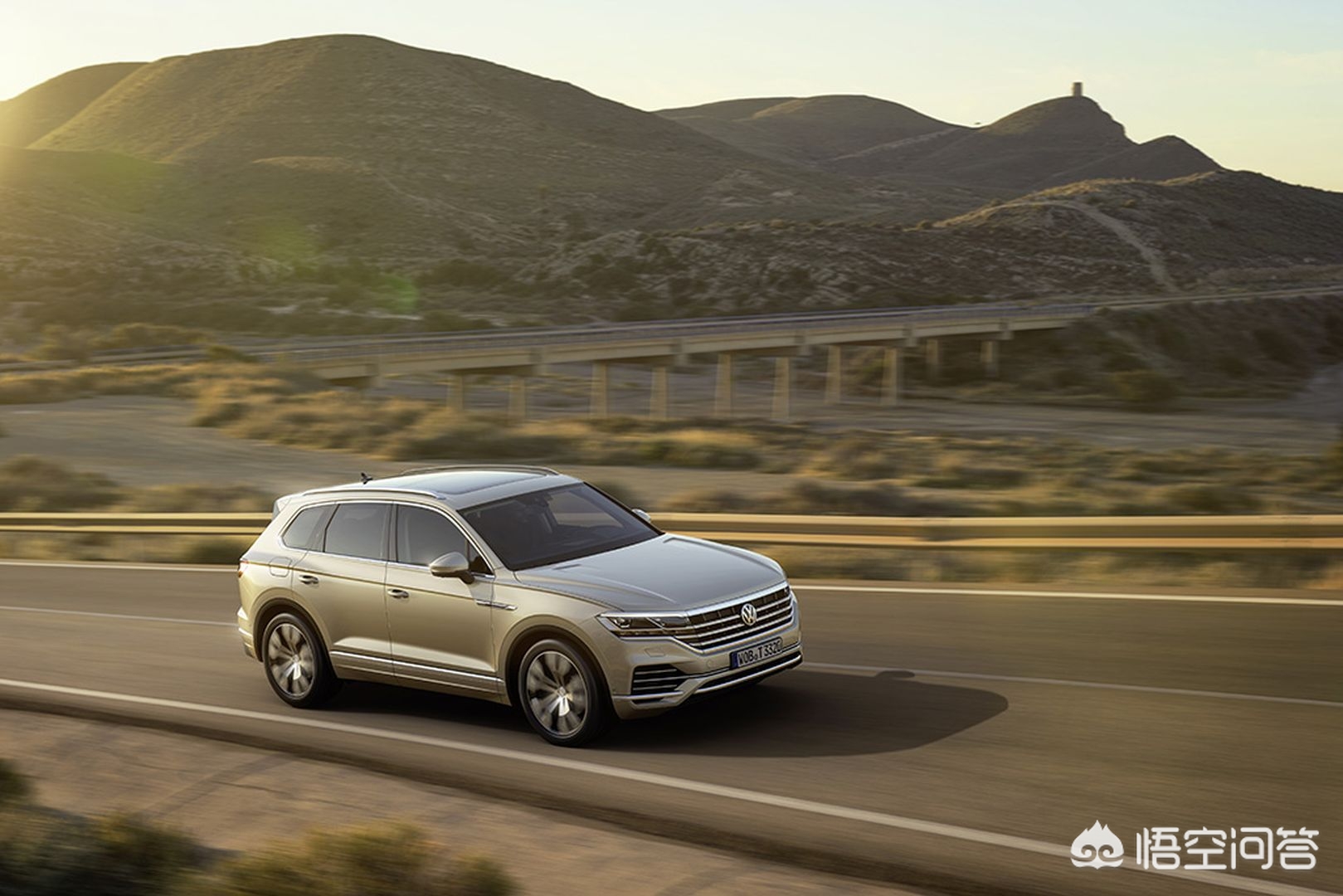 沃尔沃xc90越野视频
