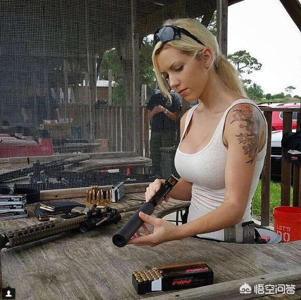[印度人正在涌入美国]印度为什么不敢站美国了？