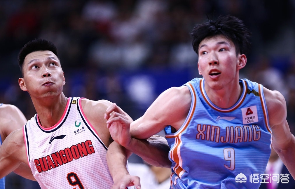 万圣伟关键上篮！广东128比127战胜新疆，易建联23加14，如何评价这场比赛？