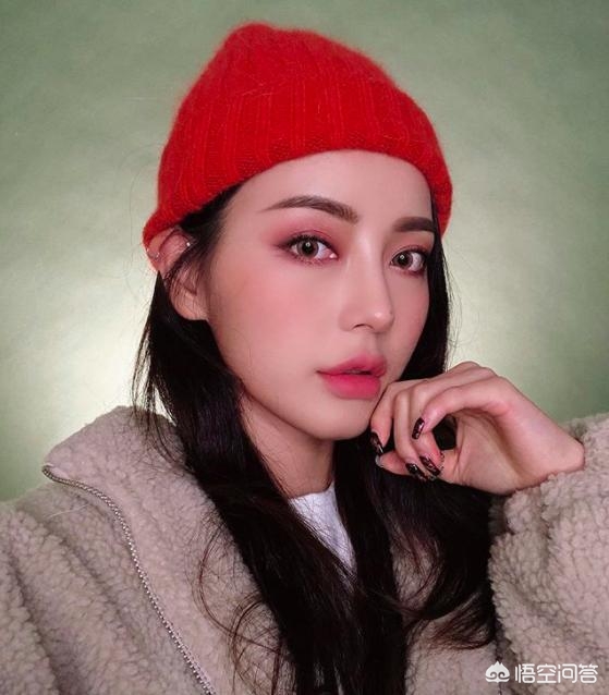 化妆技巧美女
