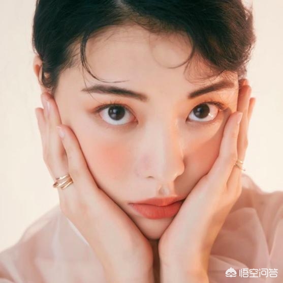 化妆技巧美女
