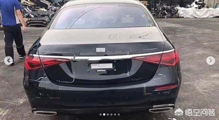 奔驰新款轿车
