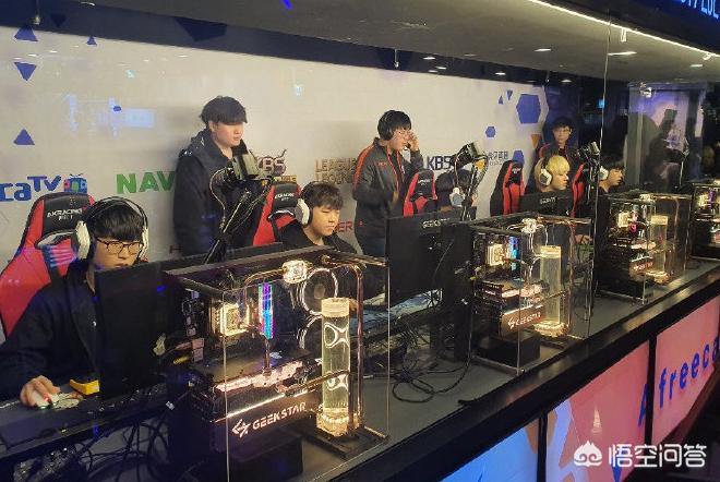 智能硬件评论网站有哪些,学校硬件设施好怎么形容?