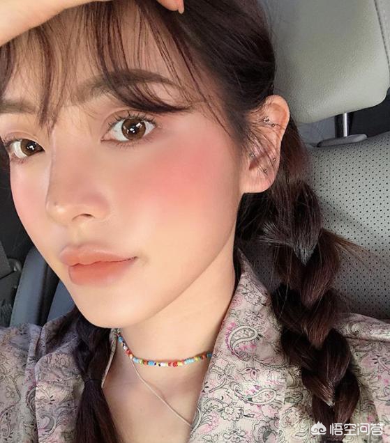化妆技巧美女
