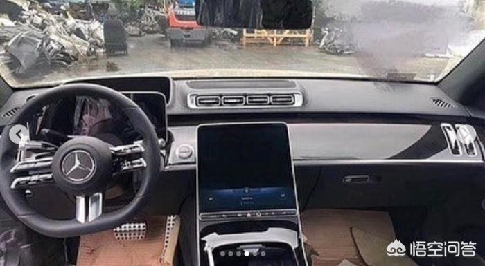 奔驰新款轿车