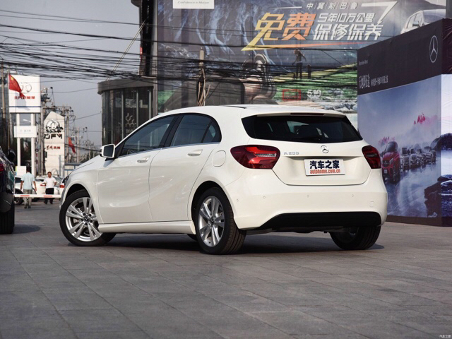 奔驰25万