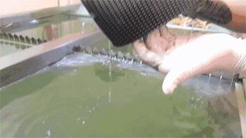 [洞洞鞋卖不动了]洞洞鞋怎么生产？