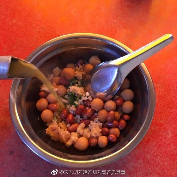 桂林人一般早餐吃什么？