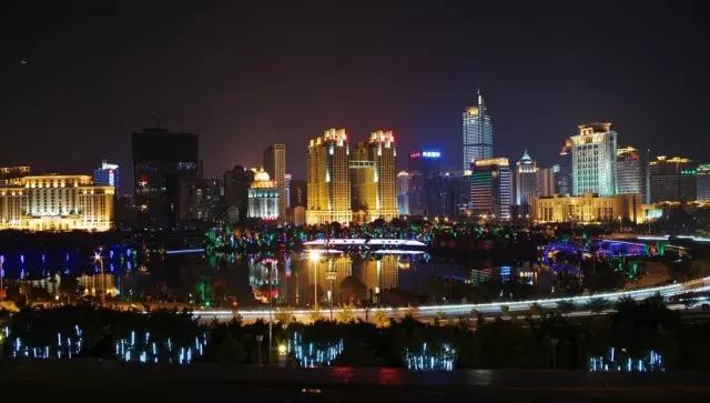 南宁有哪些全国闻名的旅游景点？
