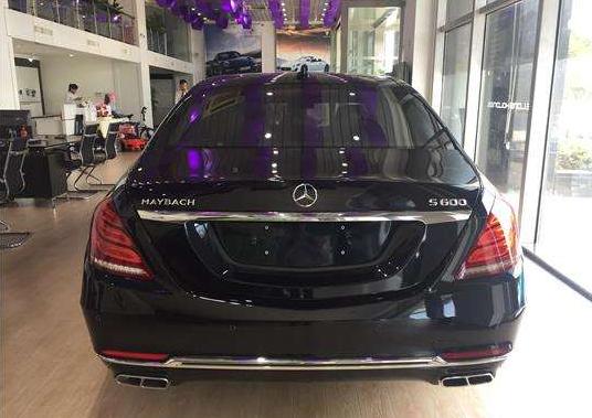 奔驰s600迈巴赫