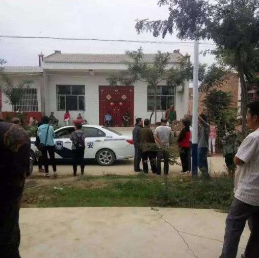 [女子被前夫打死]妻子正在被强奸，丈夫打死了强奸者，属不属于防卫过当？