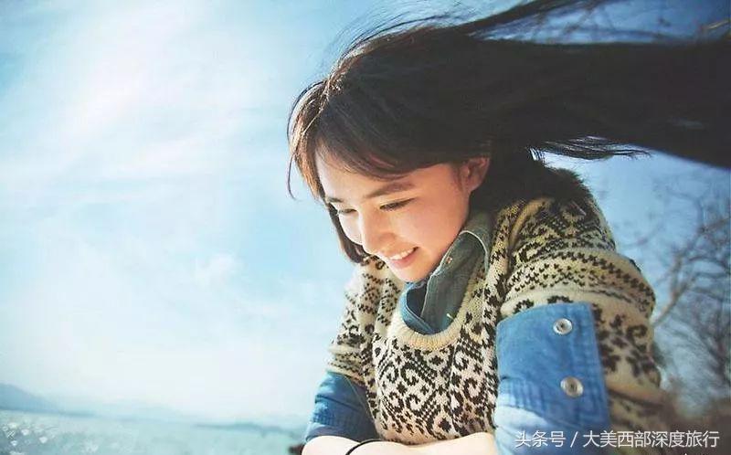 圆脸显瘦化妆技巧
