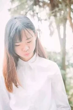 圆脸显瘦化妆技巧
