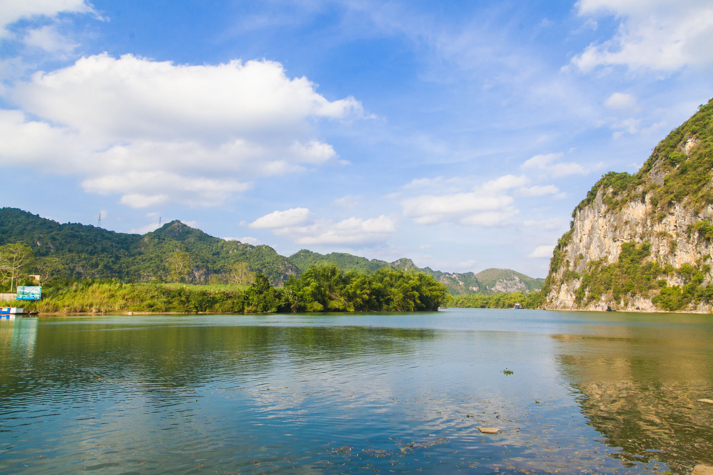 广西德天大瀑布广西德天大瀑布在哪里 广西德天大瀑布广西德天大瀑布在哪里