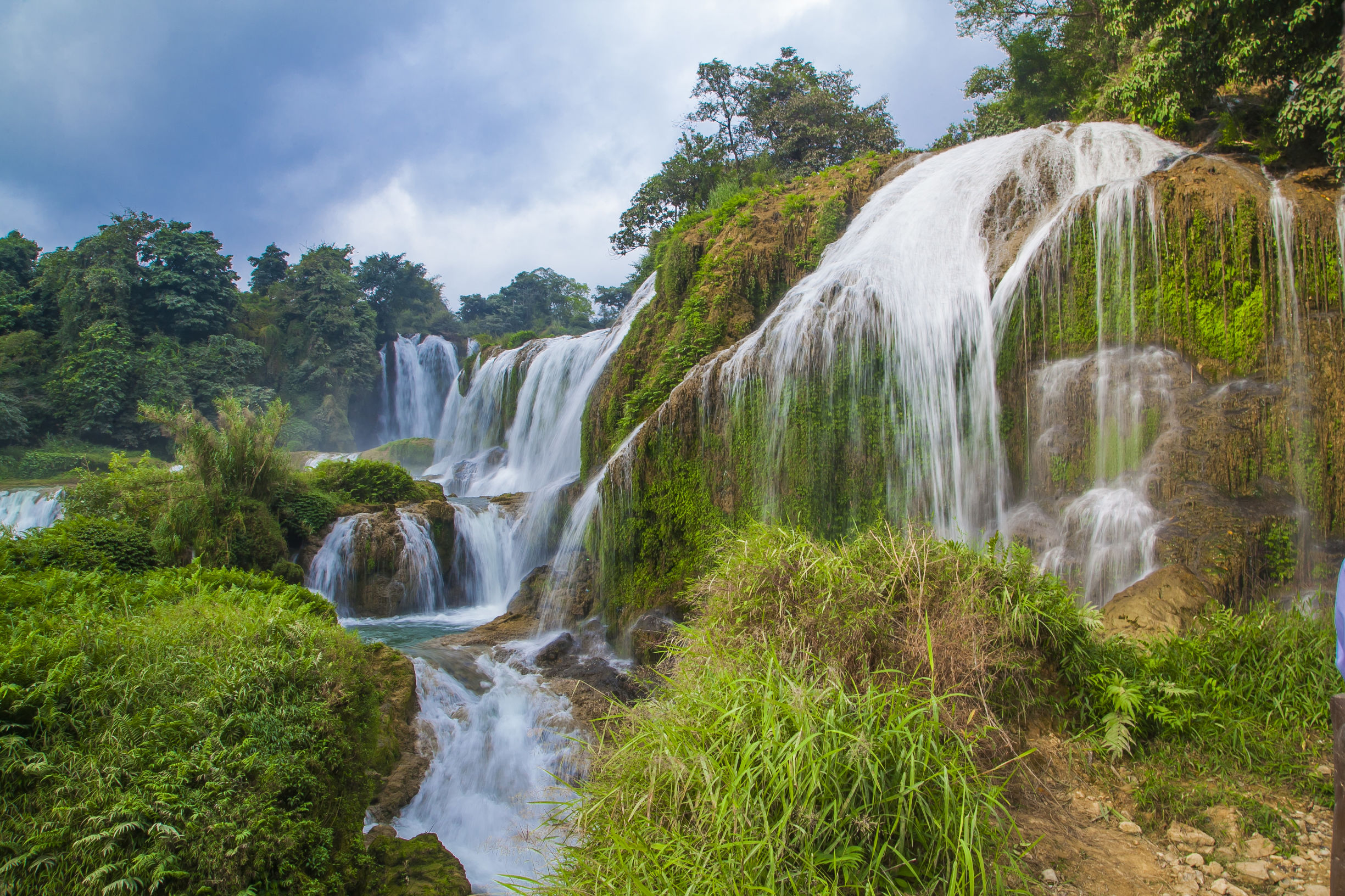 广西德天大瀑布广西德天大瀑布在哪里 广西德天大瀑布广西德天大瀑布在哪里