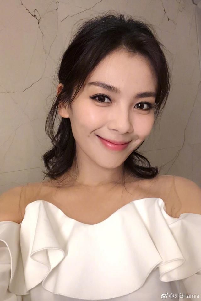 明星底妆化妆技巧

