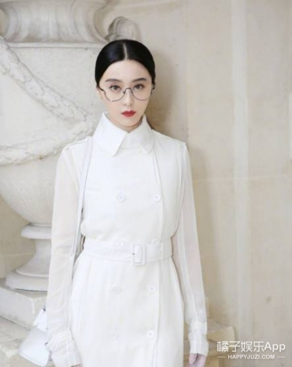 明星底妆化妆技巧
