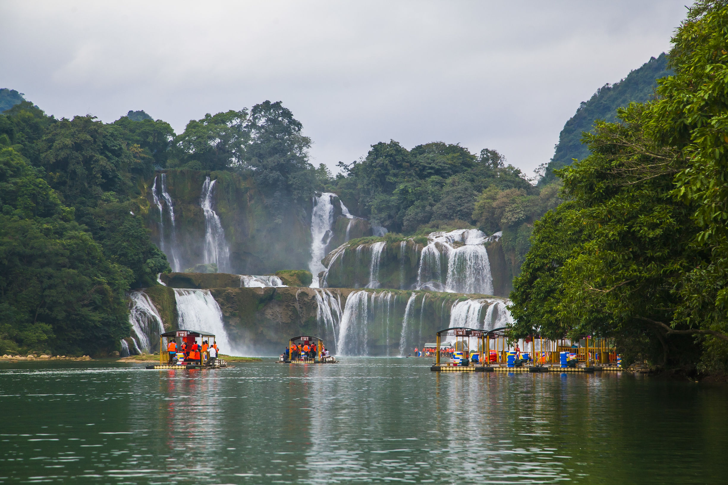 广西德天大瀑布广西德天大瀑布在哪里