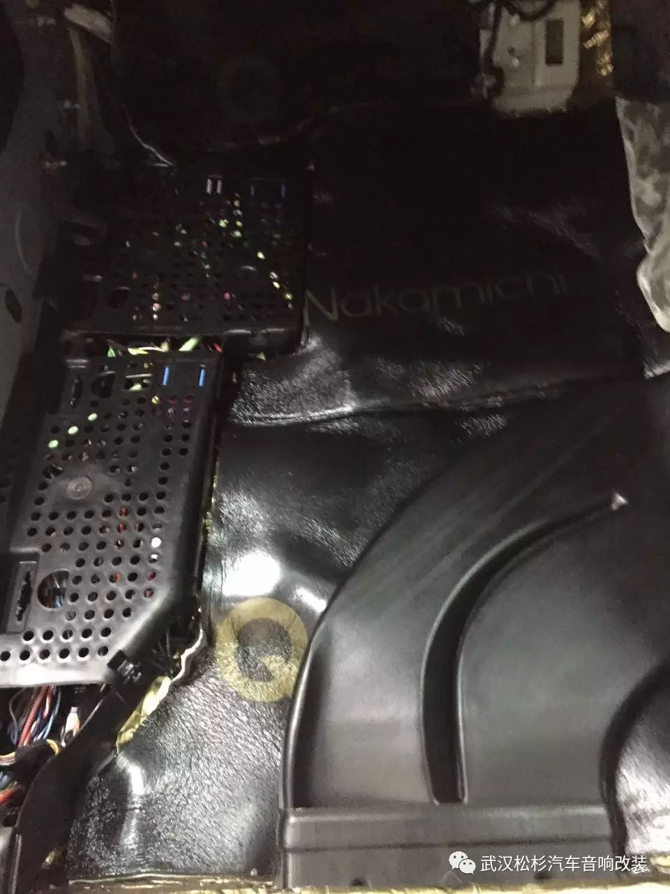 奔驰旋转高音