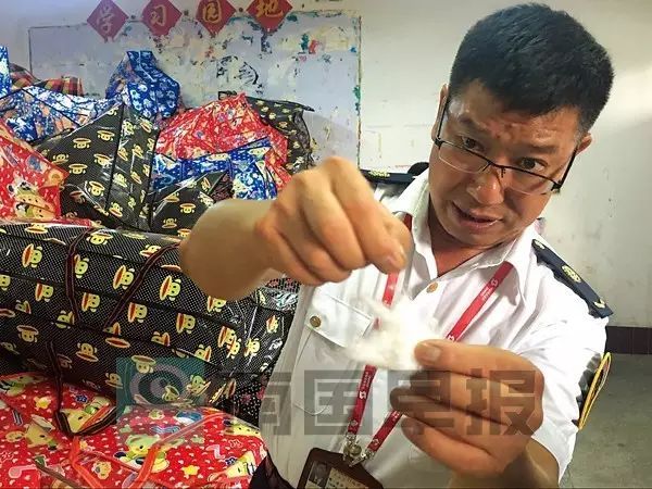 如何看待南宁一学校查出6000床“黑心棉被”,生产商也说:这不是人盖的? 如何看待南宁一学校查出6000床“黑心棉被”,生产商也说:这不是人盖的?