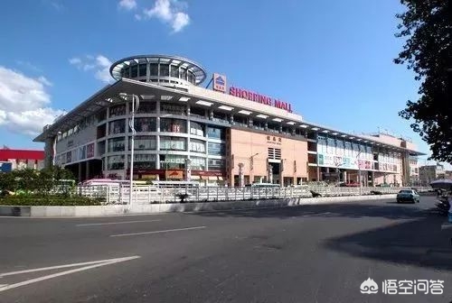 武汉徐东附近有没有吃饭唱歌一体的地方？