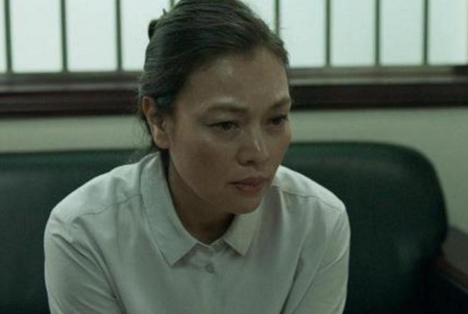 [韩93岁娃娃脸女校长]电影《嘉年华》好看吗？