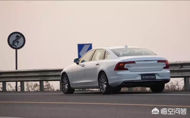 奔驰c200图片