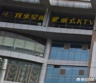 武汉徐东附近有没有吃饭唱歌一体的地方？