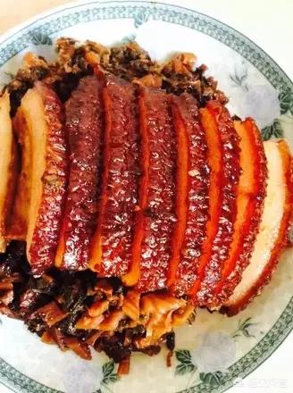 你的家乡有什么习俗和美食？
