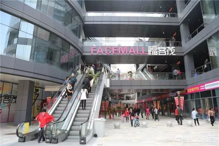 武汉徐东附近有没有吃饭唱歌一体的地方？