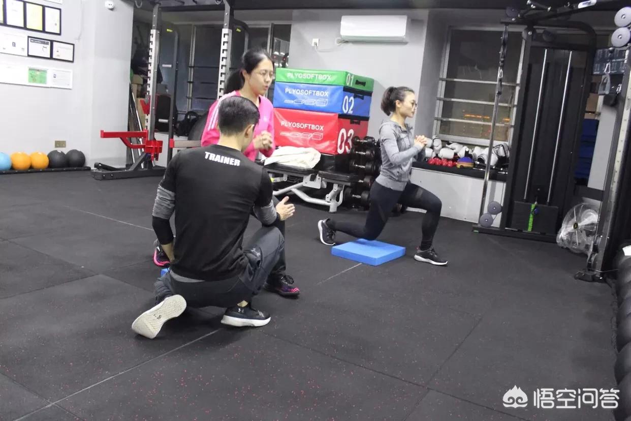 你对健身房会籍的印象是什么样的？这个工作怎么样？