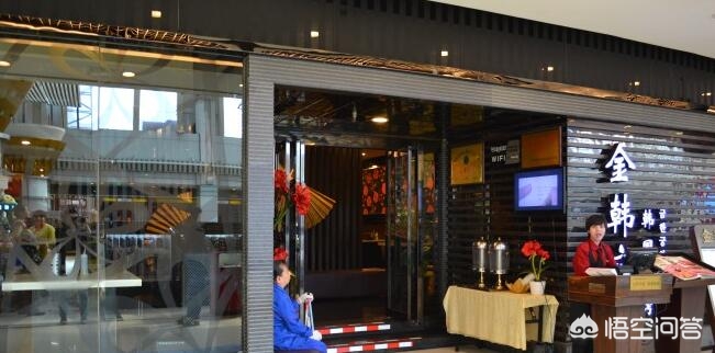 武汉徐东附近有没有吃饭唱歌一体的地方？