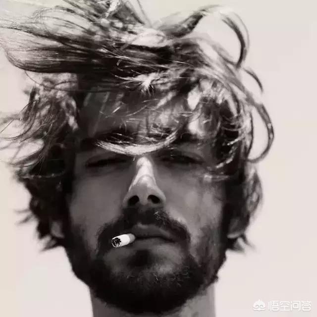 为什么手机屏幕滑动时候阻力很大？