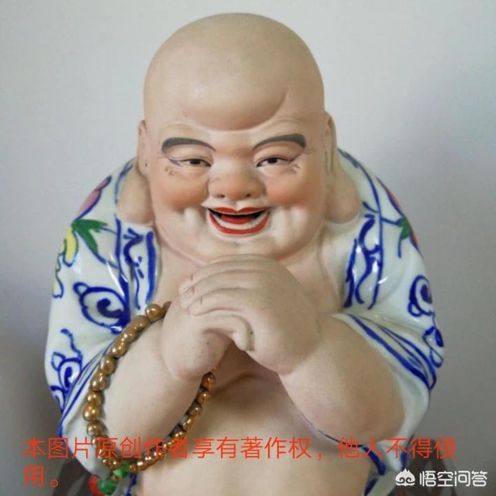 上联：醉红楼，梦西游，战三国，一生愁。如何对下联？
