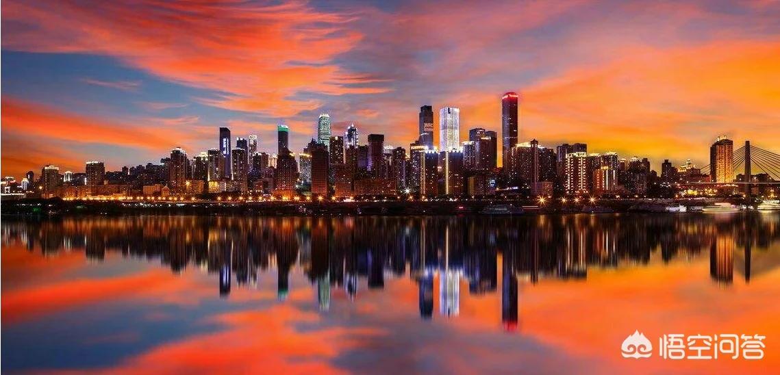 重庆与香港哪个好玩一点 重庆与香港哪个好玩一点