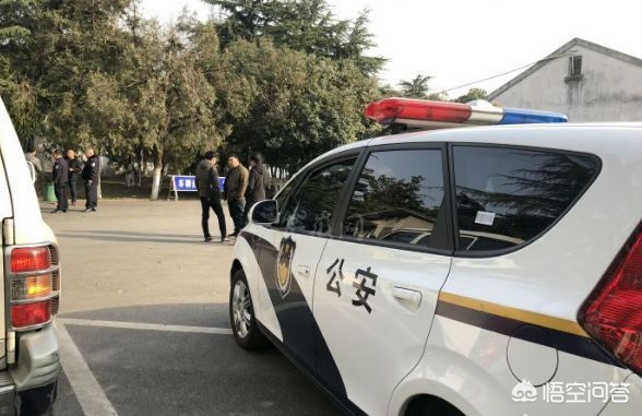 [持刀行凶致2死1伤]安徽怀远一男子街头持刀行凶，致两死一伤，对此你怎么看？