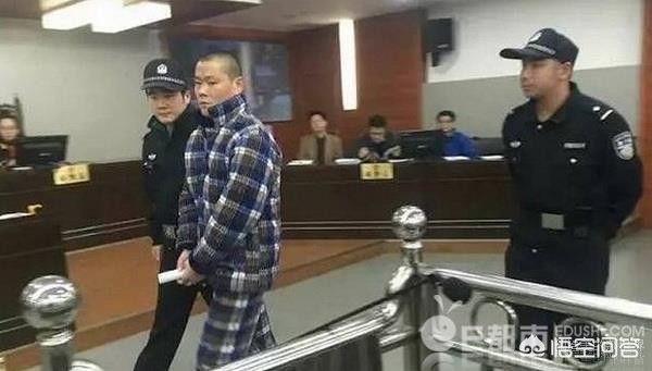 安徽保安周少华被判死刑，他的的女友陈某有连带责任吗，处理了吗？