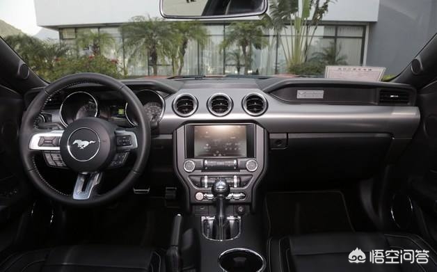 奔驰轿跑c200