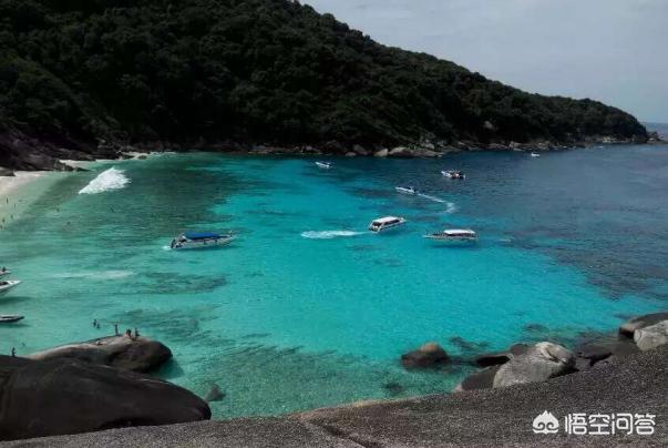 [情侣泰国出海1人身亡]去泰国普吉岛旅游，出海浮潜的话选择斯米兰岛还是洛克岛比较好？
