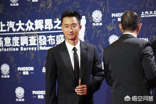 男生变帅小技巧化妆品
