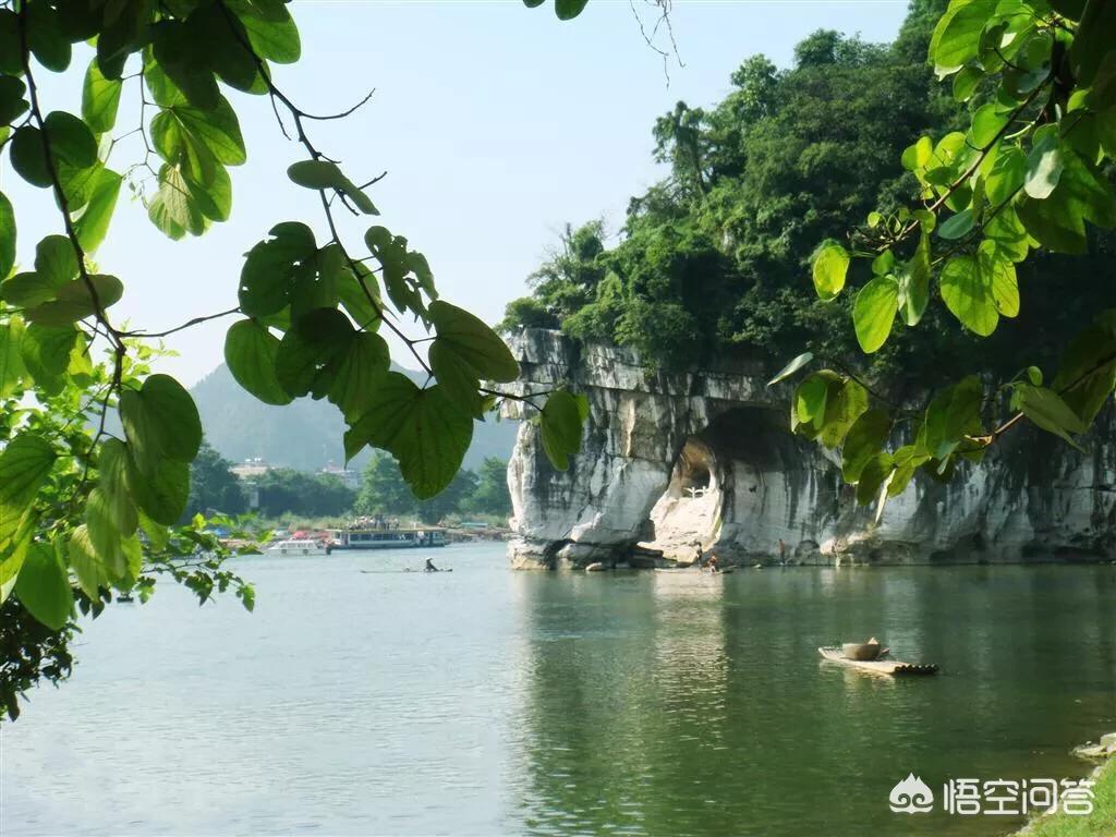漓江跟象鼻山是同一个地方吗? 漓江跟象鼻山是同一个地方吗?