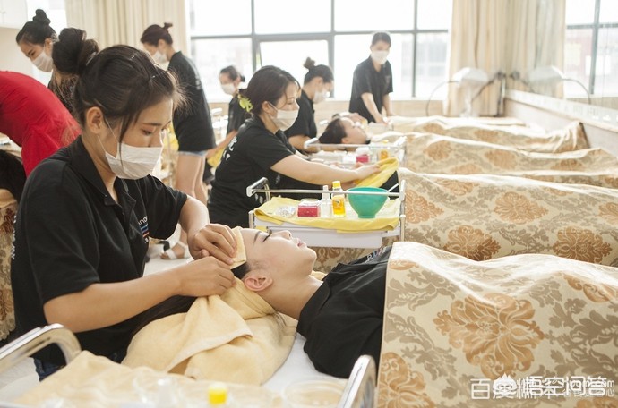 深圳学化妆的技巧
