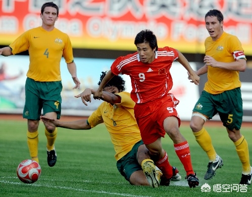 董方卓受聘为厦门足球顾问,你怎么看? 董方卓受聘为厦门足球顾问,你怎么看?