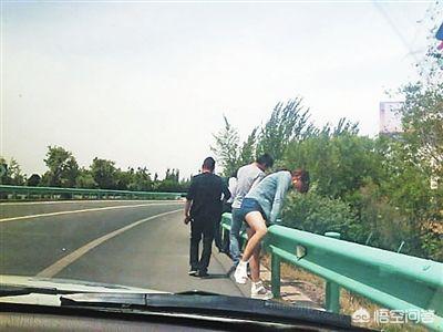 高速公路上遇上违规行人怎么办？：高速路突现行人
