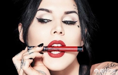 男美妆博主好物分享
